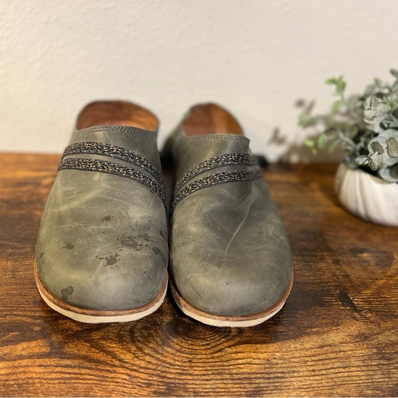 Chaco castle rock clogs - Picture 2 of 6